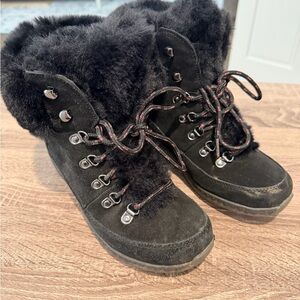 Aetrex- Women's Black Fur-Lined Boots